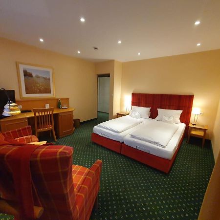 Landhotel Der Schwallenhof บัดดรีบวร์ก ภายนอก รูปภาพ