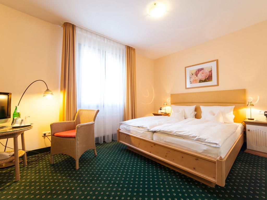 Landhotel Der Schwallenhof บัดดรีบวร์ก ห้อง รูปภาพ